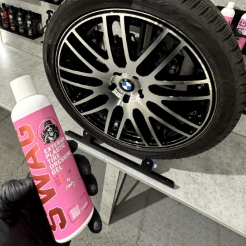 Dressing pneu et caoutchoucs Lady voiture - Rénovateur extérieur - Bubble Auto
